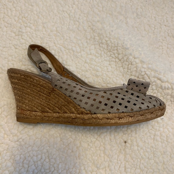 Designer Shoes - Picture 2 of 2